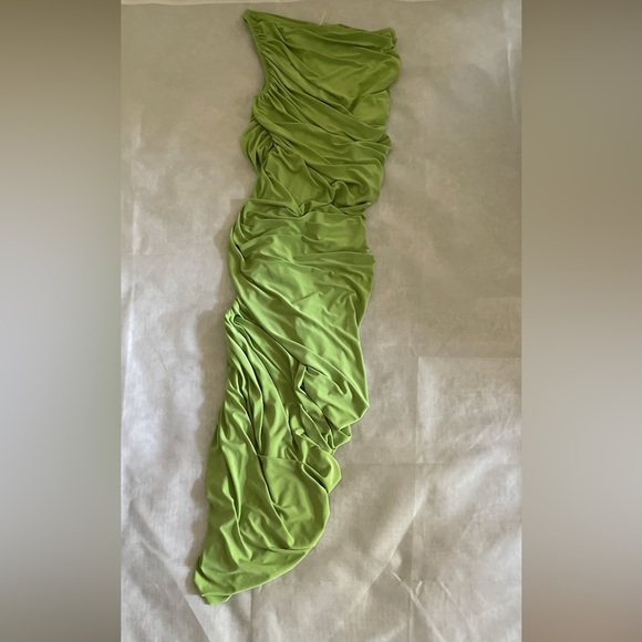 Norma Kamali Vibrant Green Maxi One Shoulder Dress - Picture 1 of 8